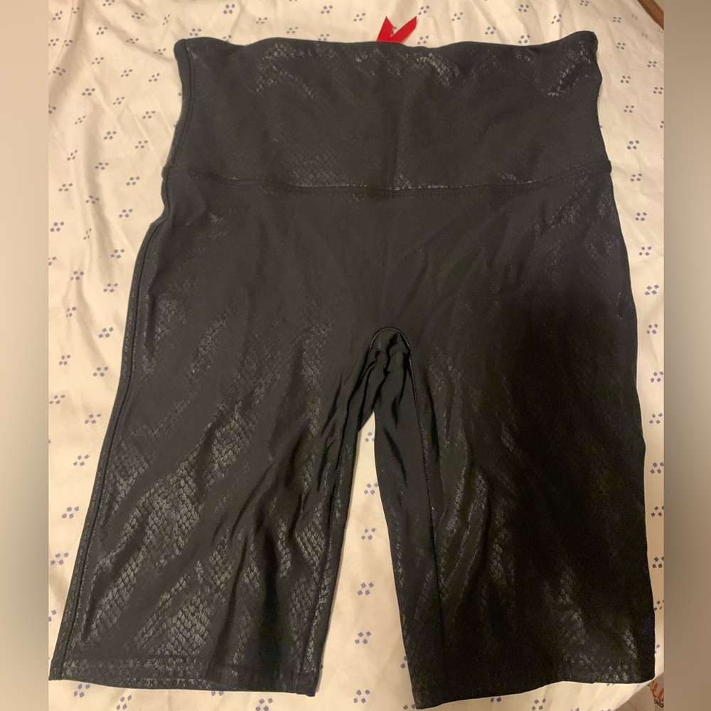 Spanx women’s biker shorts size XL